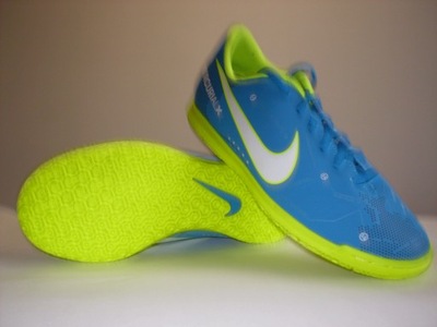 Buty halowe NIKE sportowe