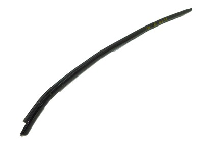 Bmw x6 f16 m50d 15r молдинг ущільнювач правий перед фото №1