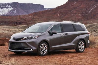 Toyota sienna 2021 бампер передний все часть фото №1