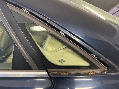 Стекло треугольник левая audi a8 d3 04r vsg фото №1