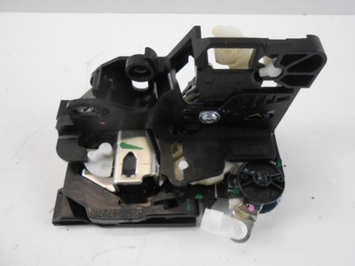 Logan ii замок задня правий 825028727r оригінал фото №1