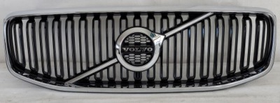 Решітка радіатора хром значок решітка радіатора бампера volvo xc60 ii 2017- momentum фото №1