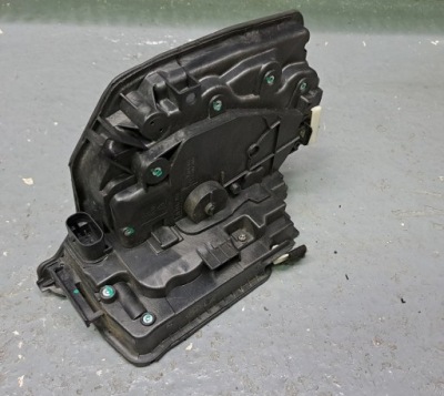 Bmw x5 f15 x6 f16 замок двері правий перед 4 pin фото №1