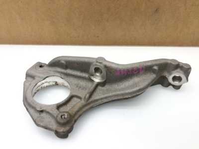 C4 picasso 2 2 1.2 thp кронштейн опора полуось фото №1