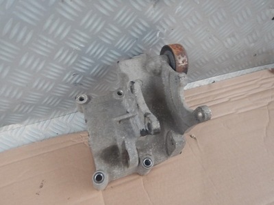 Kia ceed i sorento tucson 2.0 crdi кронштейн основа фото №1