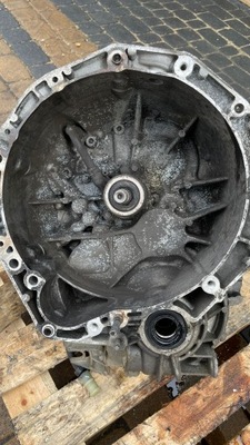 Коробка передач передач renault nd0 015 nd0015 8200559512 фото №1