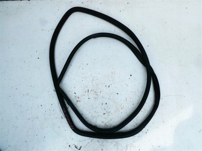 Прокладка задняя правая дверь toyota verso 09-18 фото №1