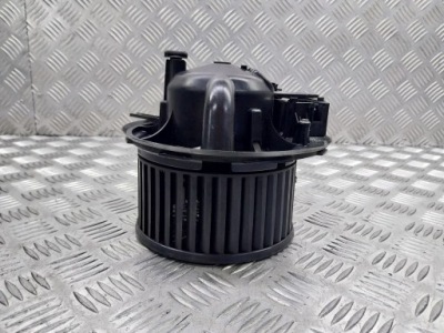 Вентилятор обдув vw passat b6 2.0 tdi 3c1820015j фото №1