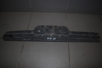 Молдинг накладка решетка поперечина a3 8p рестайлинг  8p0853037 фото №1