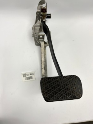 Педаль гальма автоматична коробка передач mercedes w126 c126 se sel sec 1262901819 фото №1