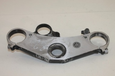 YAMAHA R6 RJ01 RJ03 98-02 ПОЛИЦЯ ВЕРХНЯ 