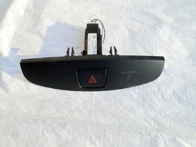 Перемикач аварійних mazda 2 ii d651664h0 фото №1