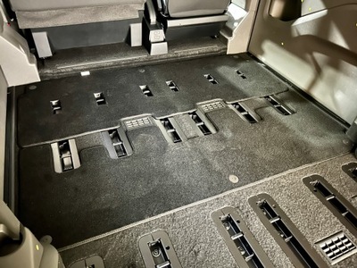 Nowe oryginalne dywaniki | Ford Tourneo Custom | Duża ilość