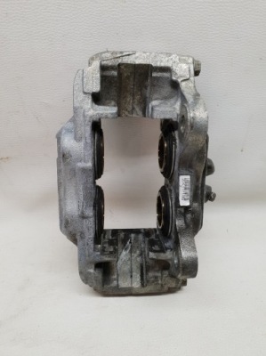 Toyota hilux viii 2.4 суппорт тормозной левый перед фото №1