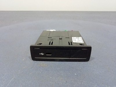 Mercedes gle gls w167 панель роз'єм port usb c a1678201402 фото №1