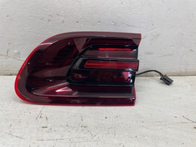 Лампа ліва задня w кришка porsche macan 95b фото №1