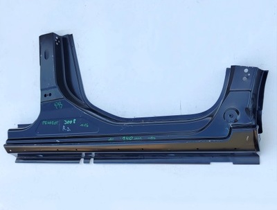 Peugeot 3008 i поріг правий обшивка праве фото №1