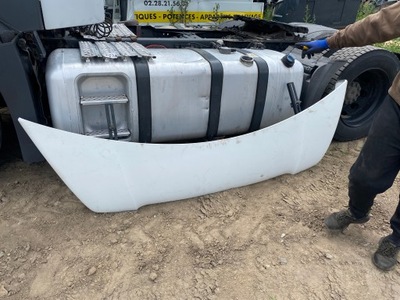 Спойлер крышный - ветровик кабины верхний - mercedes actros mp4 фото №1