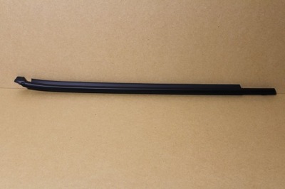 Mazda ii 2 молдинг ущільнювач прокладка задня права фото №1