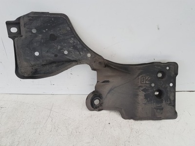 Захист підвіска правий задня toyota prius iii lift фото №1