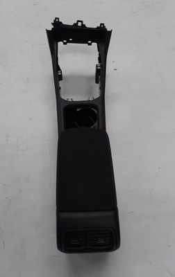 Vw golf sportsvan підлокітник тунель фото №1