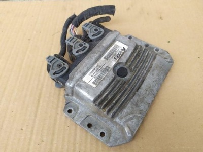 Блок керування двигуна бортовий комп'ютер renault clio 8200504593 фото №1