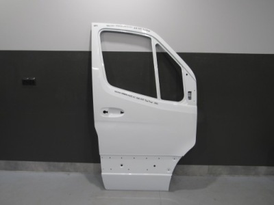 Mercedes sprinter w907 w910 2018-2026 двері правий перед фото №1