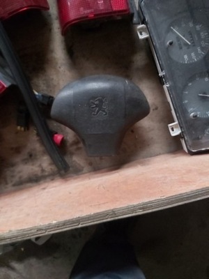 Подушка водителя peugeot partner фото №1