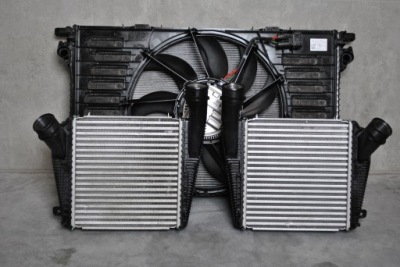 Комплект радіатор porsche panamera 971 3.0v6 2016 фото №1