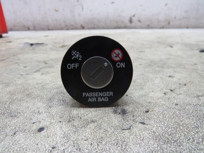 Выключатель подушка безопасности kia carens iv фото №1