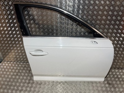 Двері перед передні праве audi a4 b9 15- ly9c фото №1