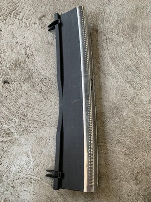 Audi a7 4g8863471 защита поперечина багажника фото №1