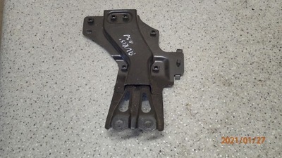 Toyota auris 06- кронштейн замка капот фото №1