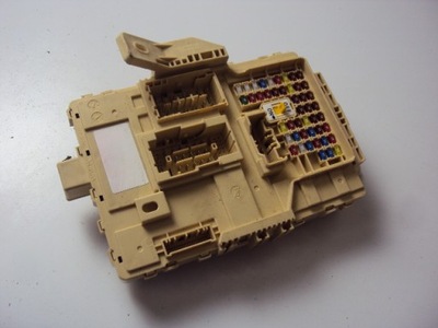 Коробка предохранителей hyundai kona 2017- фото №1