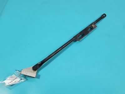 Распорка кронштейн поперечина передний volvo s90 ii 16- фото №1