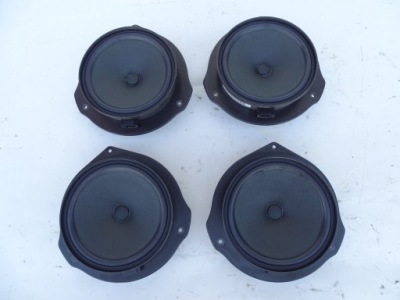 Динамік двері перед задня mercedes ml w166 w218 w204 a2049062401 фото №1