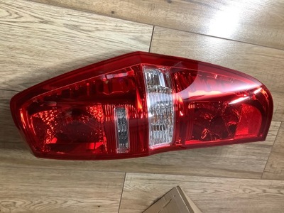 HYUNDAI H-1 LAMP RIGHT REAR 92402 4H020  