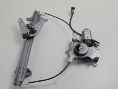 Primera p11 механізм скло задня правий 99-02 kombi фото №1