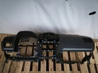 Приборная панель приборная консоль opel zafira b europa фото №1