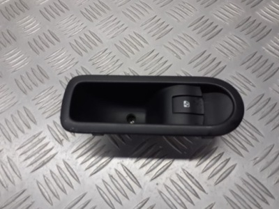 Панель скло правий задня renault megane ii 156015540 фото №1