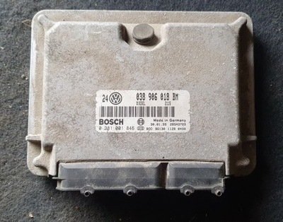 Блок керування двигуна 06a906018bm bosch фото №1