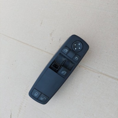 Двері перед передні ліва mercedes b klasa w245 панель керування вікон фото №1