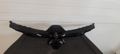 Решітка радіатора решітка радіатора mitsubishi colt 7 hb 23 фото №1