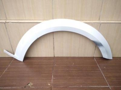 Молдинг крыла правая перед audi a4 b9 allroad 16- фото №1