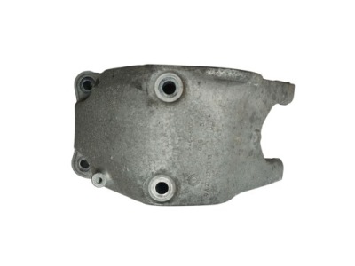 Опора полуось mercedes a w176 a2702330138 фото №1