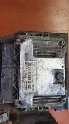 Wylogowany блок керування двигуна opel 55560810 db pin фото №1