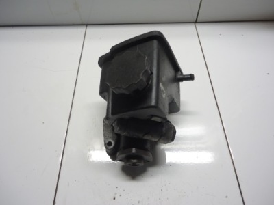 Mercedes 2.2 cdi насос усилителя 0024667501 фото №1