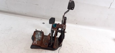 Peugeot 207 1.6 b педаль сцепления тормоза фото №1