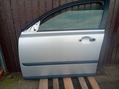 Volvo v50 двері ліва перед передні 426-26 фото №1
