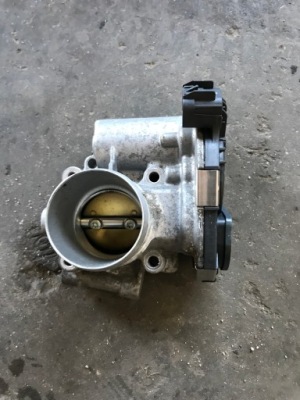 Opel meriva b 1.4t дроссельная заслонка 55565489 фото №1